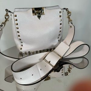 Valentino Garavani rockstud leather Hobo (crossbody)